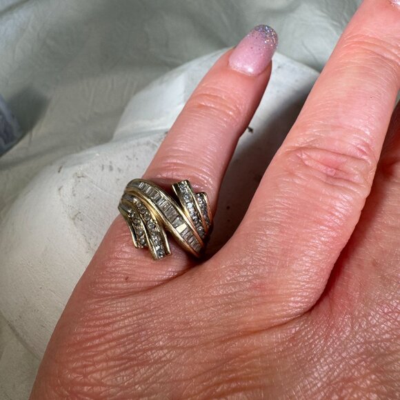 10k Yellow Gold 42 Diamond Cluster Wrap Baguettes & Round Sz 5.5 Ring 1.24tcw - Picture 9 of 13